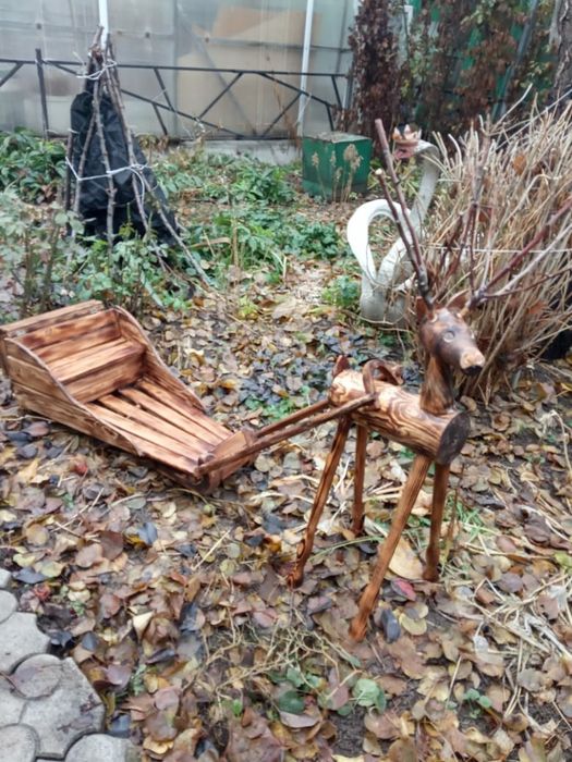 Олень с санями, подарок, декор из дерева