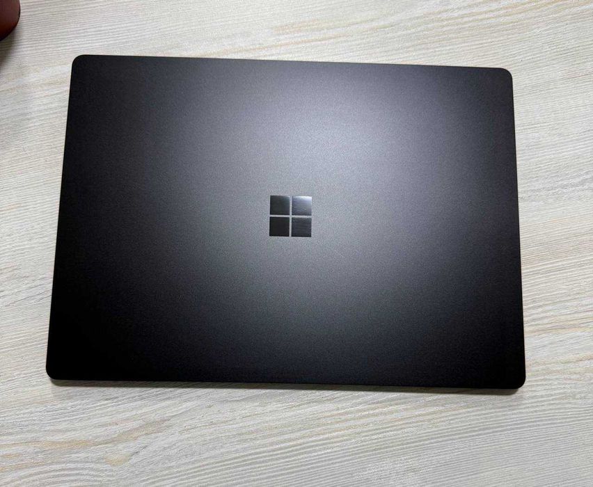 Surface Laptop 4 Black 13.5” 2,5K IPS I7-1185G7 сенсор 16GB/256GB NVMe