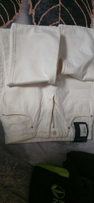 Дамски Дънки - Нови!