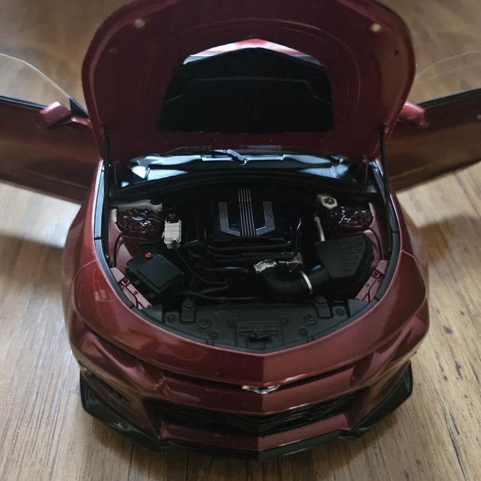 AUTOart  Chevrolet Camaro ZP1 2018 1:18.