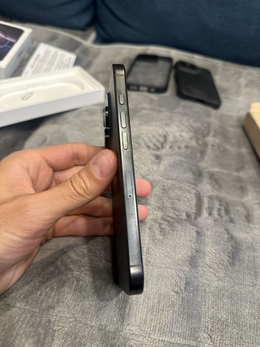 Iphone 16 pro /1 tb