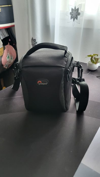 Aparat Foto DSLR Canon EOS 700D (Rebel T5i) + Obiectiv 18-55mm + Acce