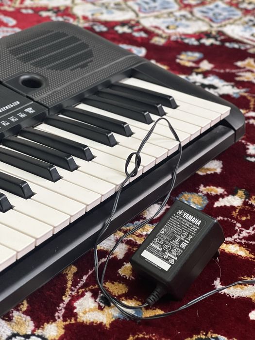 Синтезатор YAMAHA