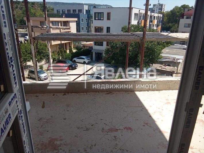 Продава се Двустаен апартамент в Варна, Младост 1 - 57 кв.м за 1667 €/кв.м - Снимка #5