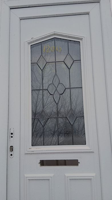 uși de intrare ranforsate