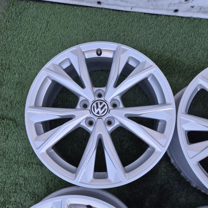 Jante R 18 5x112 Golf, Passat, Tiguan,Sharan, Caddy