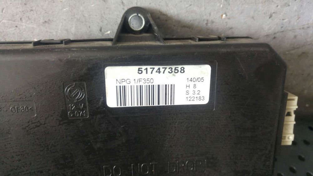 Modul usa stanga fata fiat idea 350 51747358