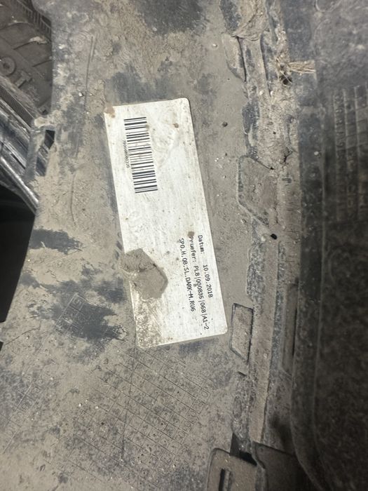 Заден дифузьор за Audi Q8