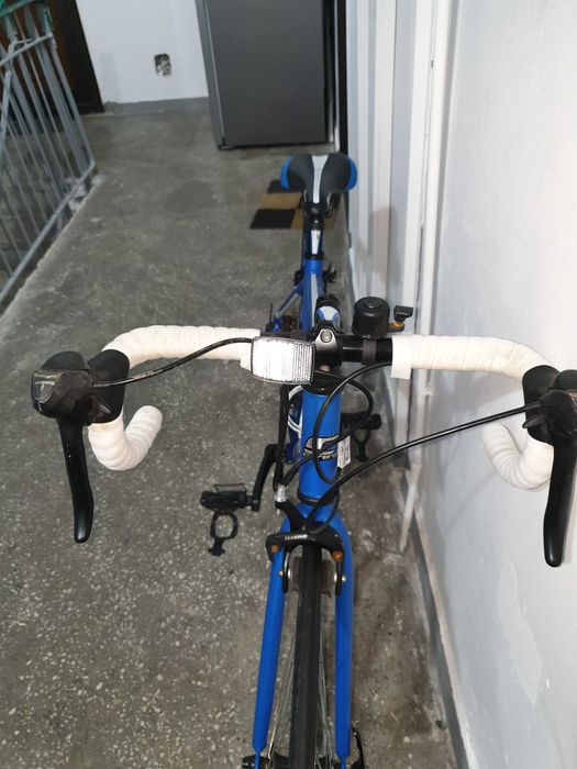 Vand bicicleta semi cursiera Carrera road bike