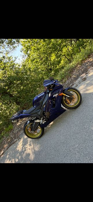 Kawasaki zx6r 636c LIMITAT A2(nu honda cbr 600,yamaha r6,suzuki gsxr 600)