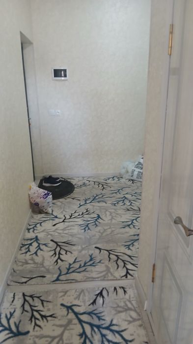 yangi navostiroykadan 2 xonali 1 bekat yonida