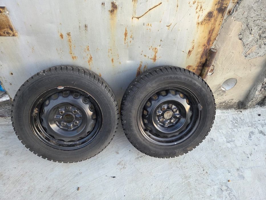 Продам шины с дисками