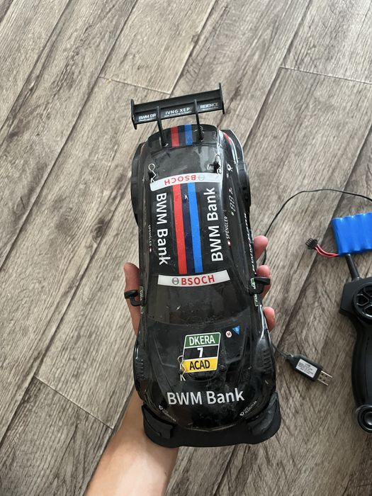 Продам дрифт машинку срочно едет 40км