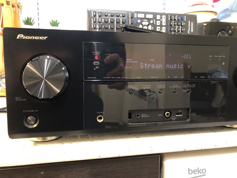 Pioneer VSX-922 resiver