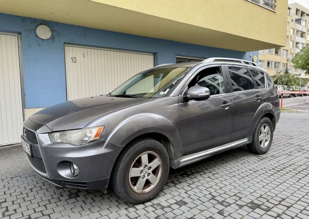 Mitsubishi outlander