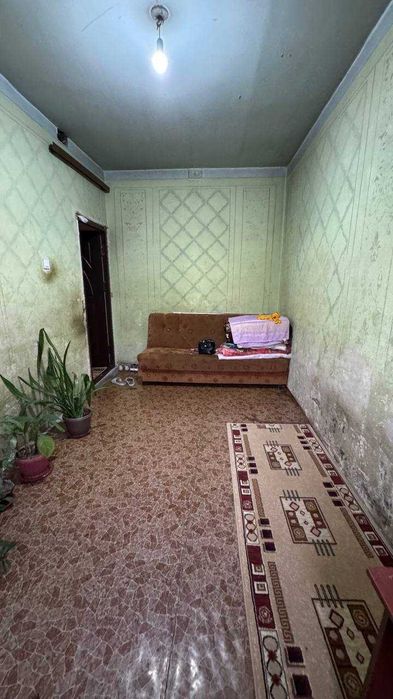 Продаётся квартира Юнусабад4 3 ком 3 этаж ориентир Круг, Автосалон