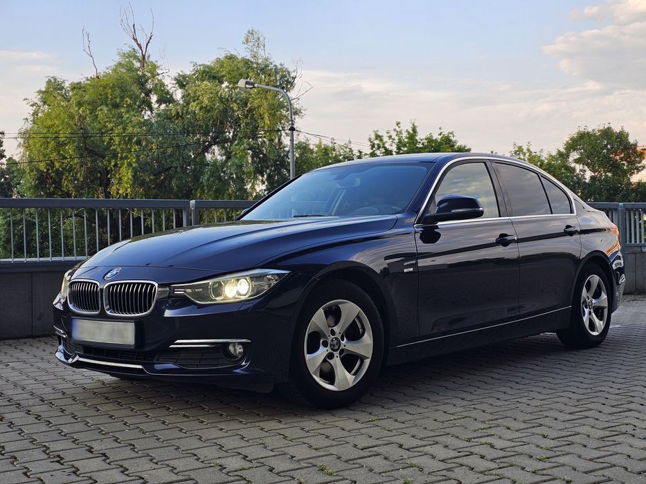 BMW Seria 3 F30 320d EfficientDynamics Luxury Line | 2012 | 160.000 km | Fără accidente