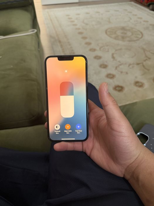 Продам iPhone 14