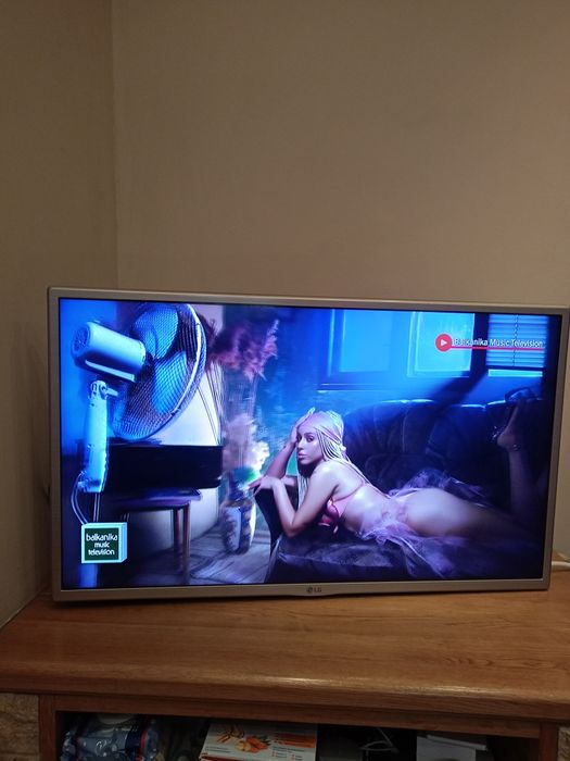 Телевизор LG 32 от Швейцария