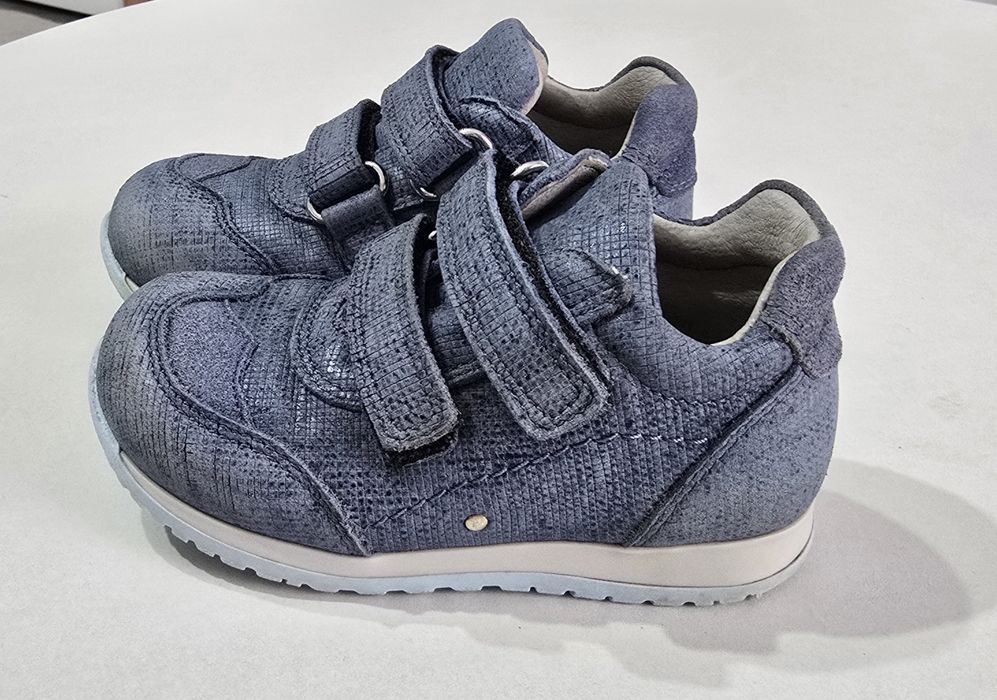 Papuci piele marimea 21