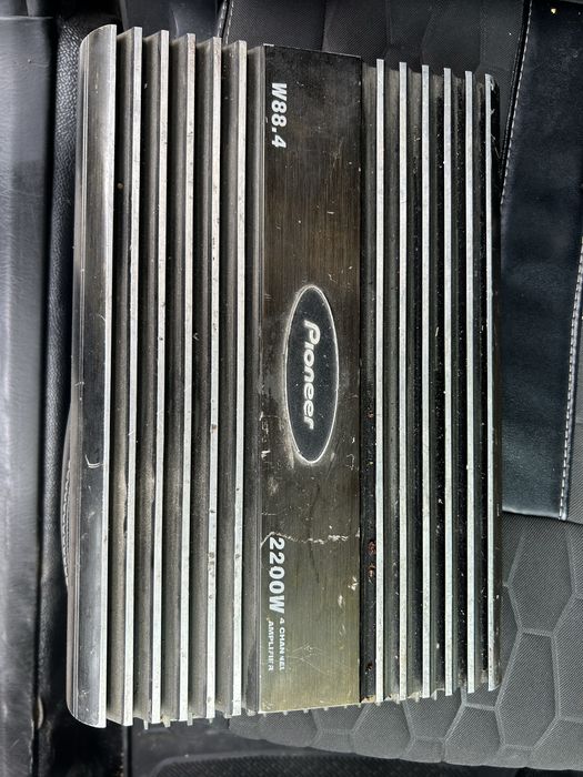 Pioneer  усилитель