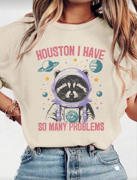 Дамска тениска-мръсно бяла, размер EU 56/58