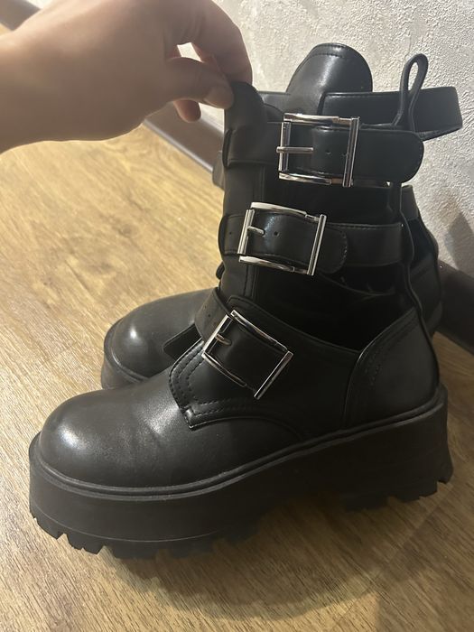 Ботинки 38 размера