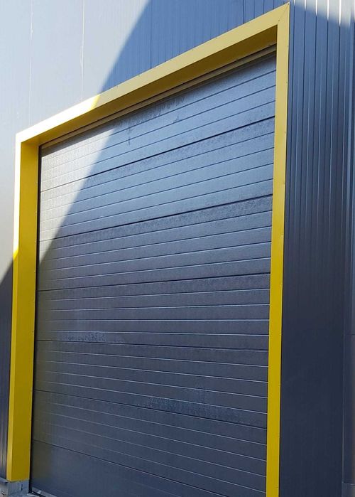 Usa sectionala rezidentiala 3000L/3000H NOUA la doar 847 euro+TVA