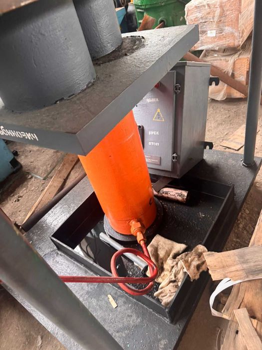 Пресс вулканизационный