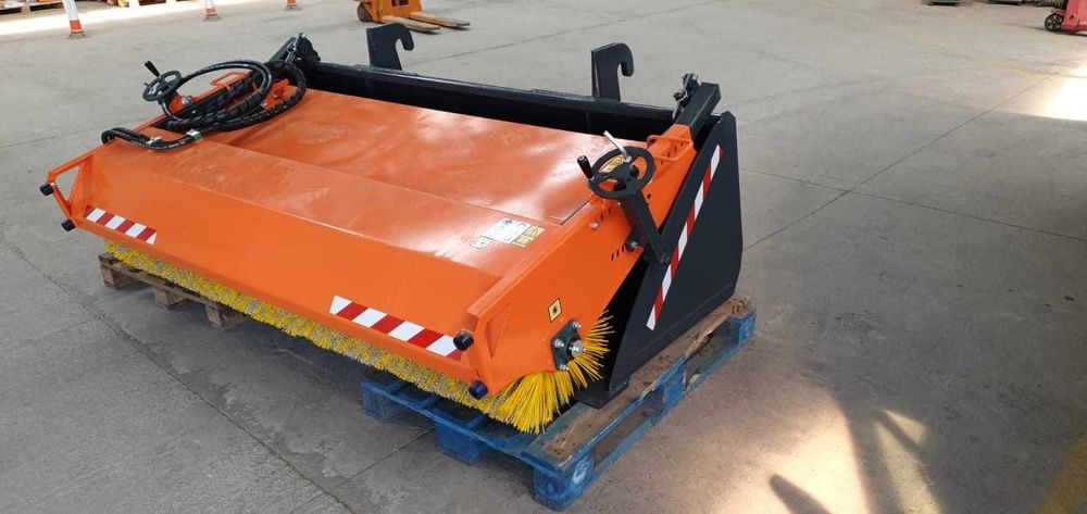 Matura stradala, maturatoare, perie pt buldoexcavator, tractor, Bobcat