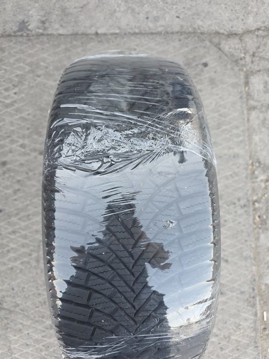 Lassa Multiways 2 215/55/R16 почти новая