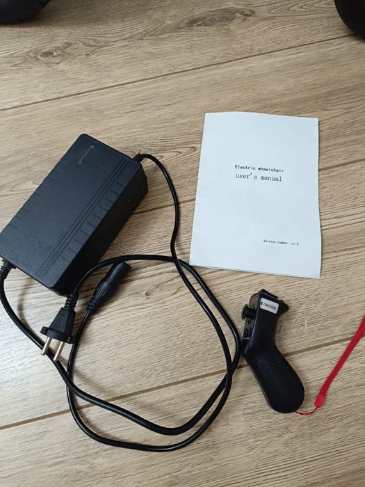Электрическая инвалидная коляска