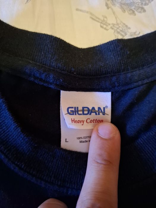 Тениски на метъл групи