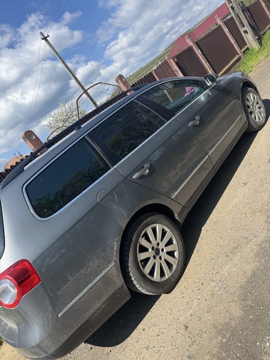 Vand volkswagen passat,an 2008,jante aliaj,navigatie,camera marsarier