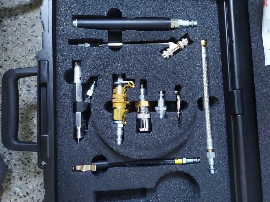 Комплект с накрайници за помпане на гуми