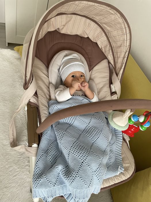 Шезлонг-переноска для малыша