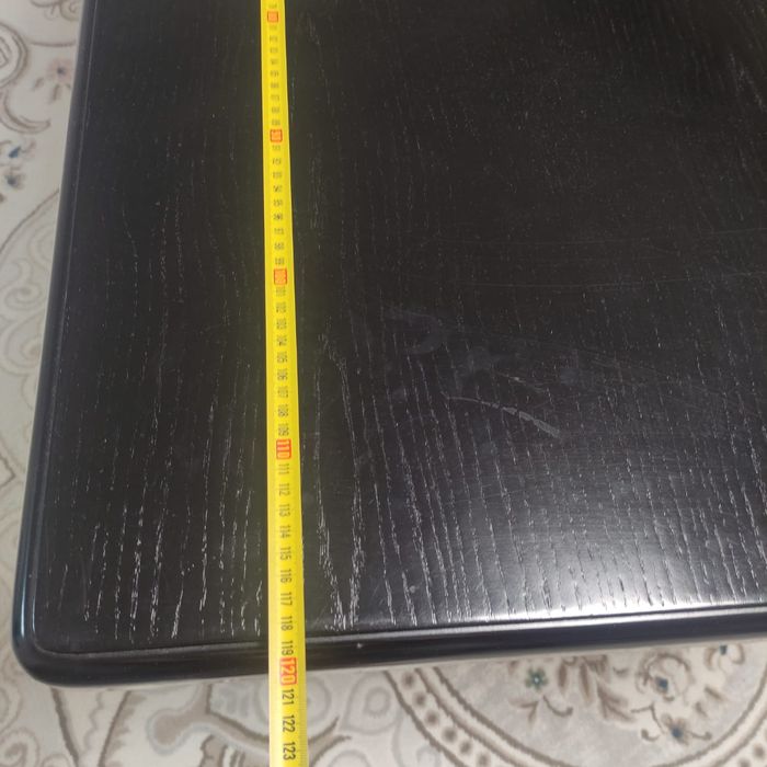 Продам деревянный стол