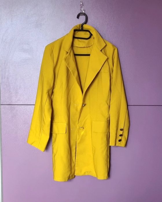 Дамско сако ( в тъмносиво и цвят горчица)