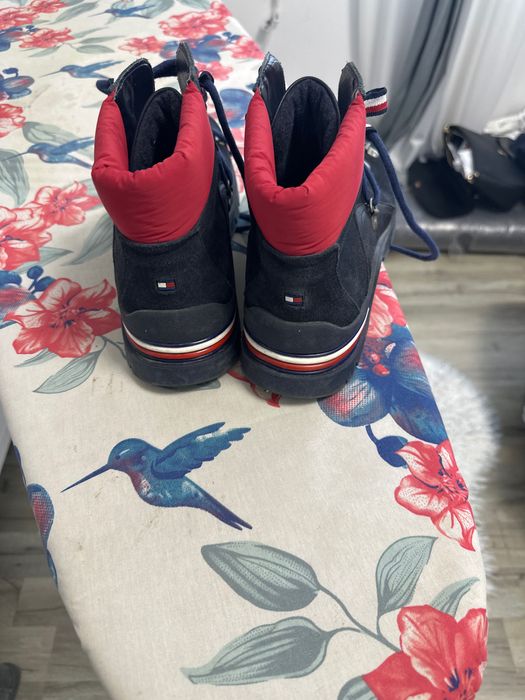 Vand bocanci tomy hilfiger