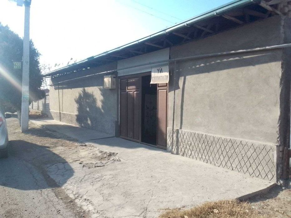 Янгийўл тумани М34 йўлида 4 соток ҳовли сотилади