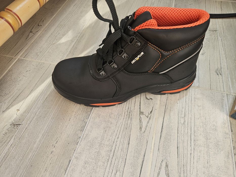 Delta Plus спец ботинки 43 размера