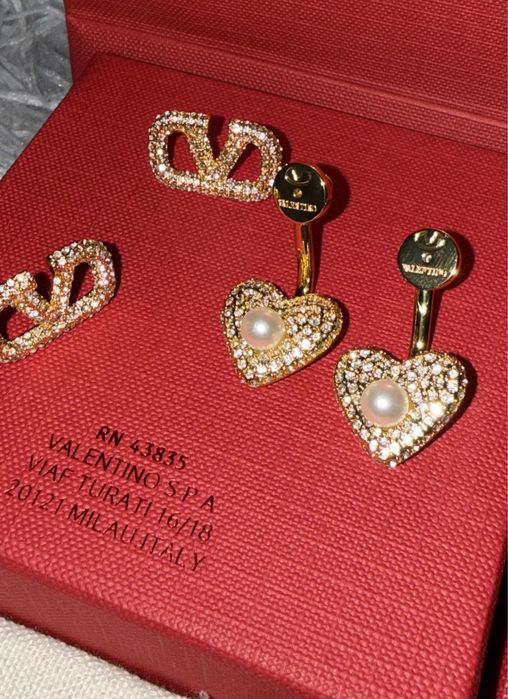 Cercei Valentino , Gucci , Chanel