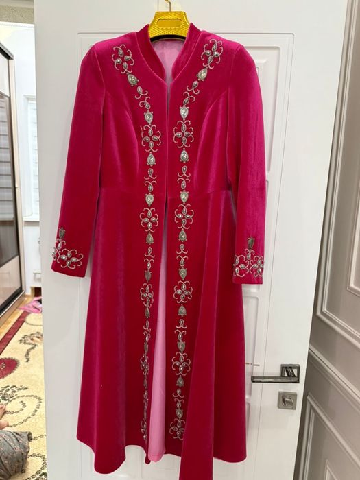 Бешпент пен кажекей комплект сатылады