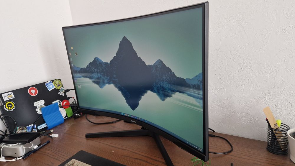 Samsung Odyssey G5 32 inch Curved