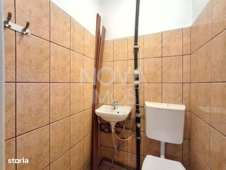 Apartament 4 camere de vanzare, Central