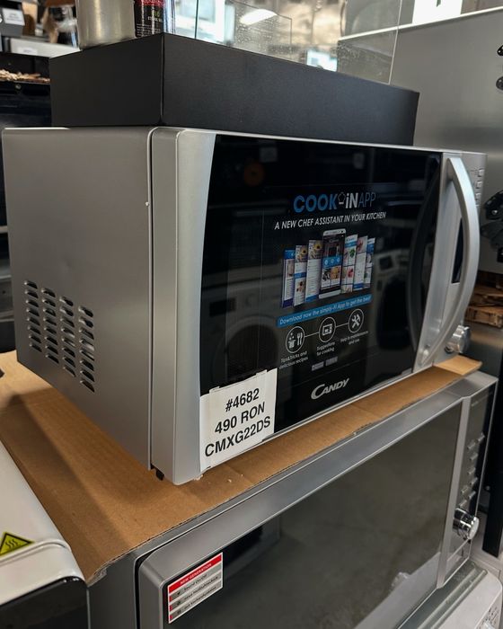 Cuptor cu microunde si grill Candy CMXG22DS