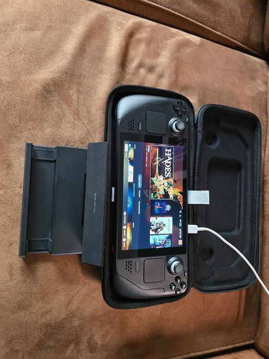 Steamdeck 256gb + Docking + MicroSD
