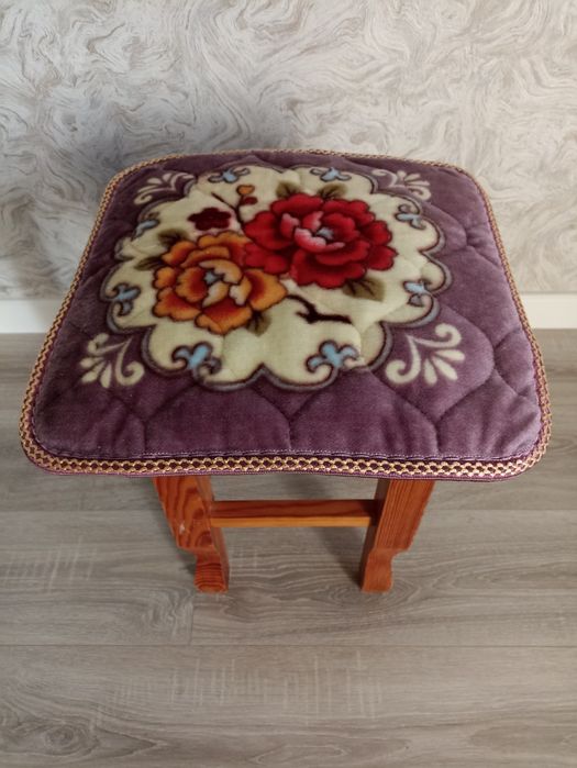 Накидка на табурет, стулья