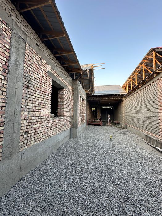 Aziz Tepada yangi uy