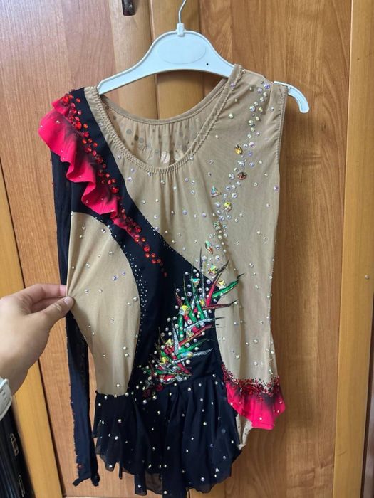 Продам купальник